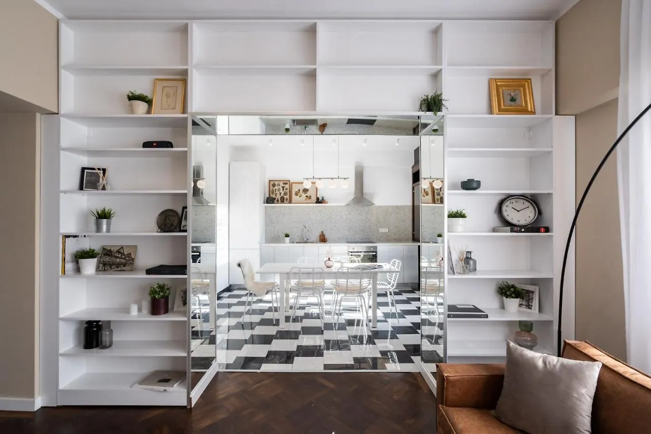 Elegant Two Bedrooms Apartment Bucarest